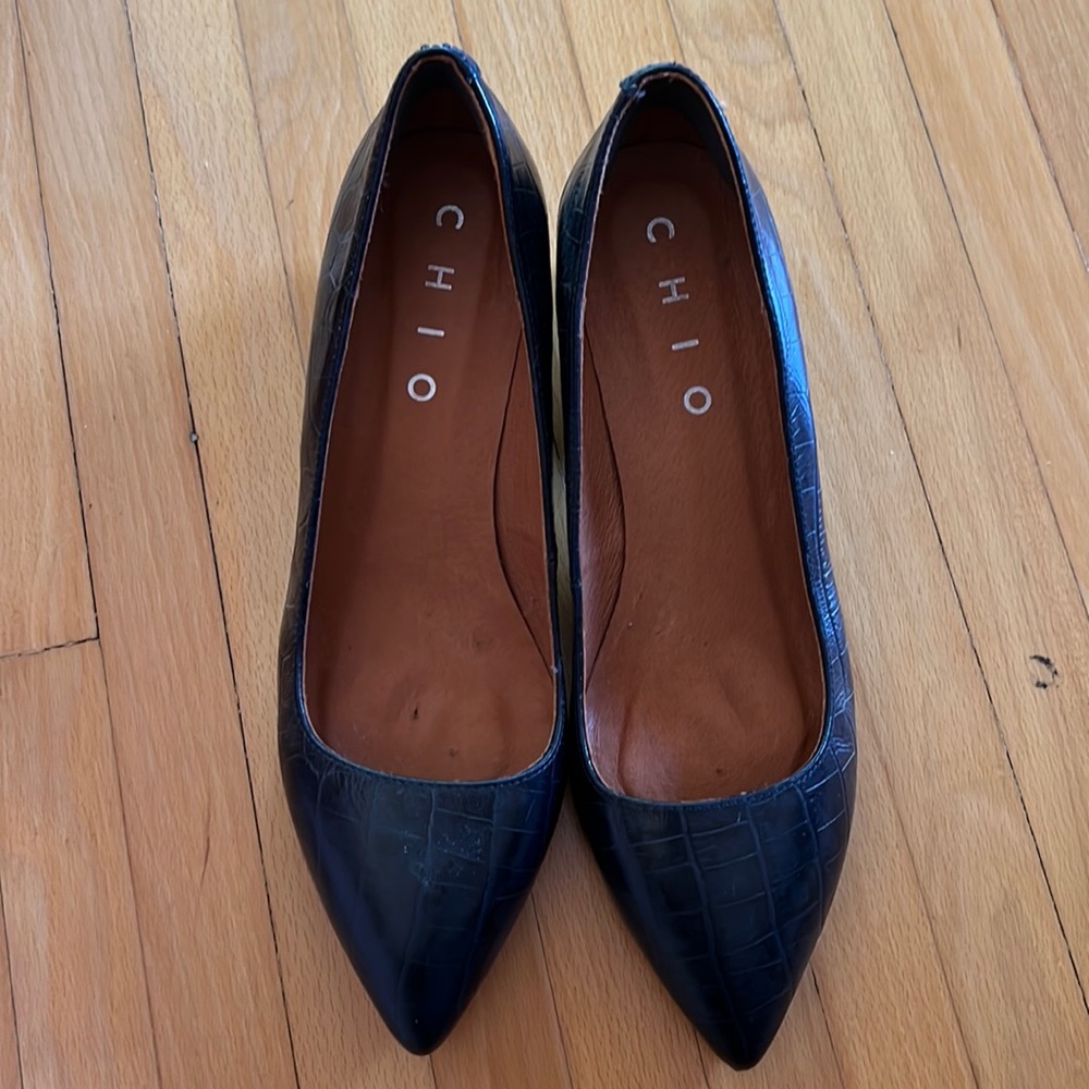Chico Navy Tortoise Block Heel Size 39 (8.5 US)